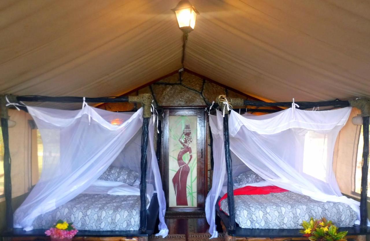 Shimba Hills Green Safari Lodge Kwale Extérieur photo